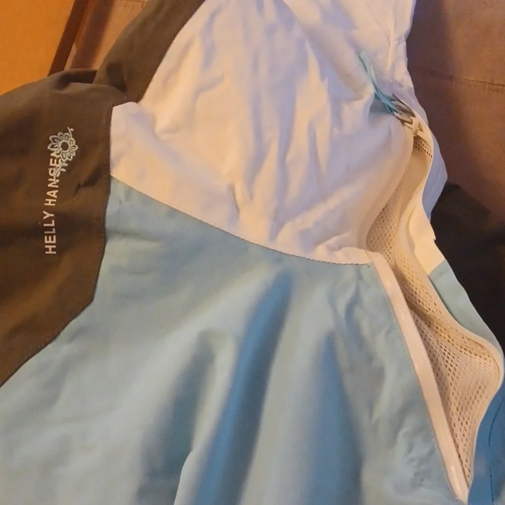 Helly Hansen ski jacket - Picture 6 of 8